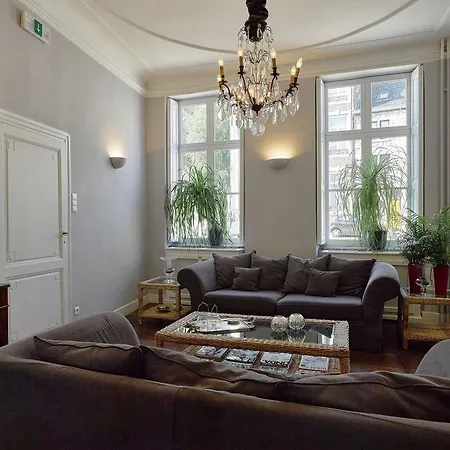 Delightful In With Garden Holiday home *